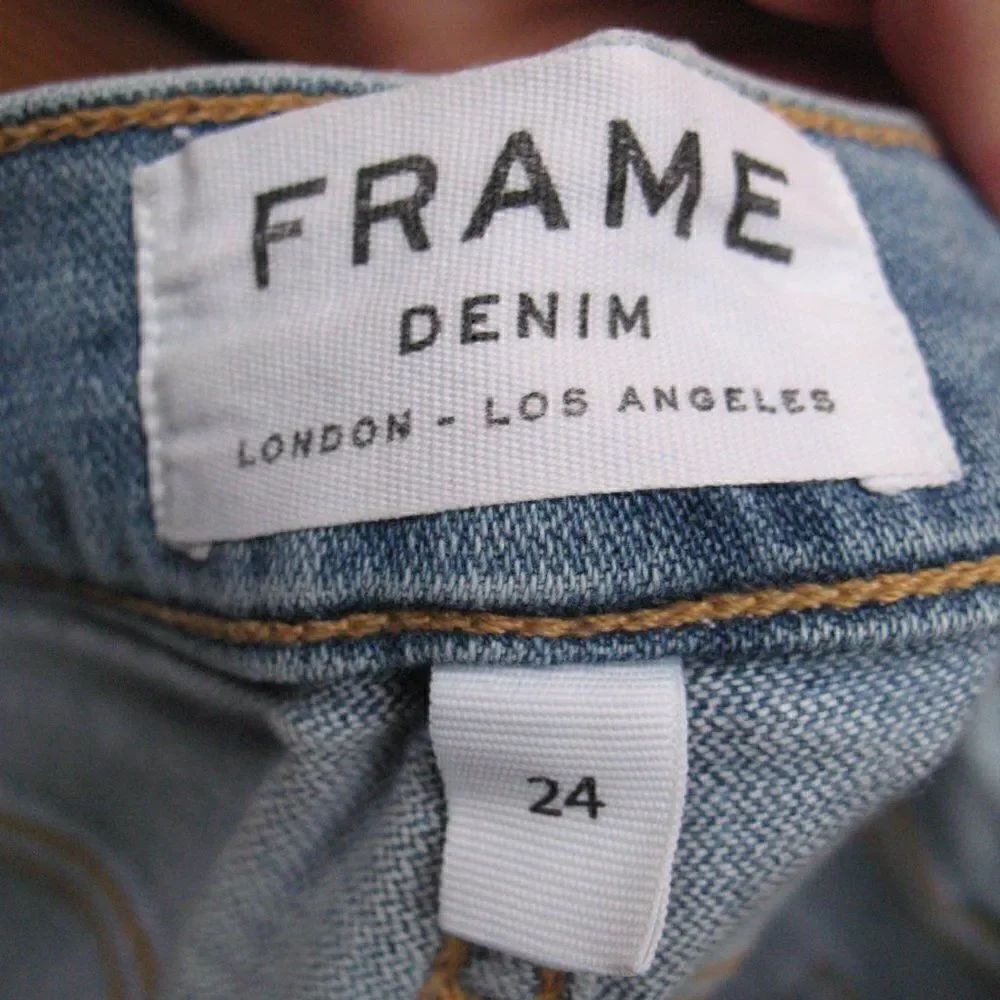 Frame Denim Jeans - Picture 8 of 9